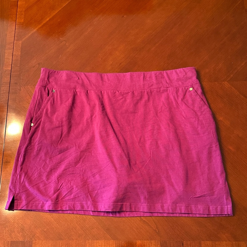 Jones New York Magenta Mini Skort